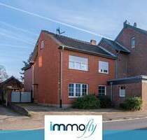 Familienglück in Wegberg: Charmante Doppelhaushälfte auf 161m² mit Potenzial für Mehrgenerationen