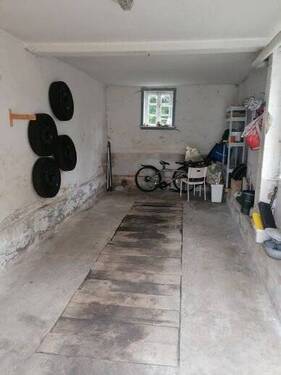Garage (50 Euro pro Monat) - 