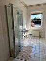 ERG re, Duschbad mit Fenster - 