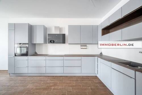 3 - 4 Zimmer Mehrfamilienhaus, Wohnhaus in Frankfurt (Oder)