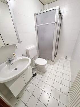 Badezimmer Ansicht 1 - 