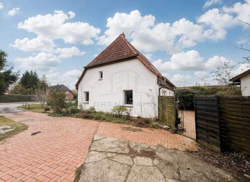 Seitenansicht - Einfamilienhaus mit 138,00 m&sup2; in Rövershagen zum Kaufen