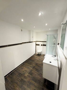 Bad EG - 1 Zimmer Einfamilienhaus in Waldalgesheim