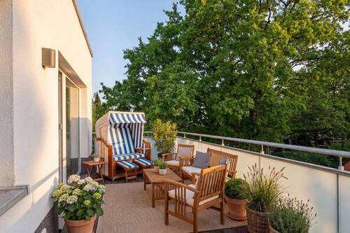 Dachterrasse - Bezugsfreies Neubau-Stadthaus inkl. EBK in ruhiger Lage in Bramfeld