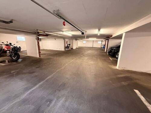 Tiefgarage - 