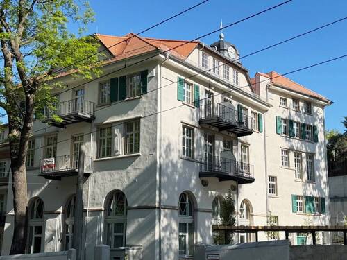 Gebäude - Wunderschöne 4-Raumwohnung im historischen Lahmann Sanatorium sucht neue Mieter!!