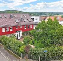 Sonnenverwöhnt & großzügig: Hochwertig ausgebaute Scheune mit eigenem Garten - Hungen Villingen