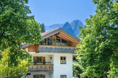 Moderne 3-Zi.-Dachgeschoss-Wohnung - Etagenwohnung mit 87,40 m&sup2; in Garmisch-Partenkirchen zum Kaufen