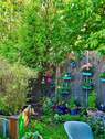 kleiner Garten hinter dem Haus - 