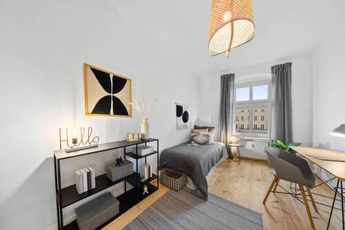 Zimmer 3 - 