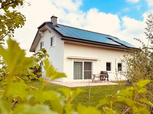 2. Hausansicht - 5 Zimmer Einfamilienhaus zum Kaufen in Buchet