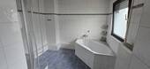 Badezimmer 1. OG - 