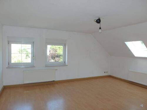 Wohnzimmer - 3 Zimmer Etagenwohnung zur Miete in Roßwein