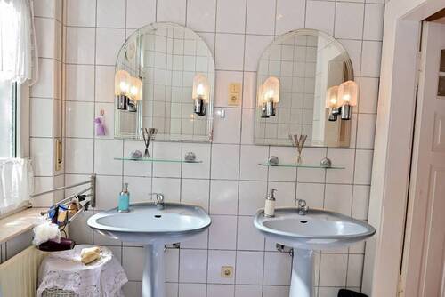 Badezimmer - Etagenwohnung mit 142,00 m² in Fürth zum Kaufen