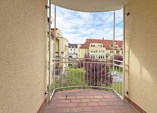 Überdachter Balkon - 3 Zimmer Etagenwohnung zum Kaufen in Gießen
