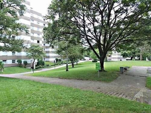 grosszügige Grünanlagen - 2 Zimmer Etagenwohnung zur Miete in Stuttgart