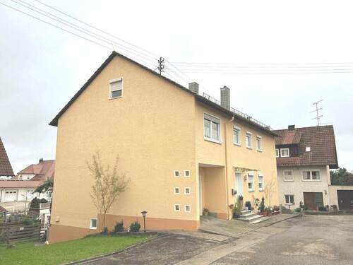 Außenansicht - 8 Zimmer Mehrfamilienhaus, Wohnhaus zum Kaufen in Babenhausen