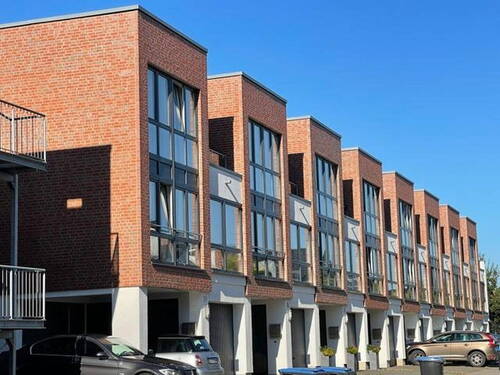 einzelne Townhäuser - 5 Zimmer Reihenmittelhaus zum Kaufen in Greven