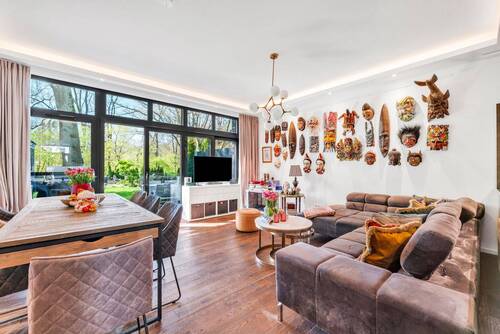 Bild 1 - Hochwertiges Townhouse in begehrter Lage von Groß Glienicke!