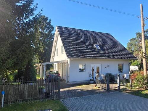 Straßenseite.jpg - 5 Zimmer Einfamilienhaus zum Kaufen in Mühlenbecker Land
