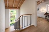 Galerie mit neuem Eichenparkett - 