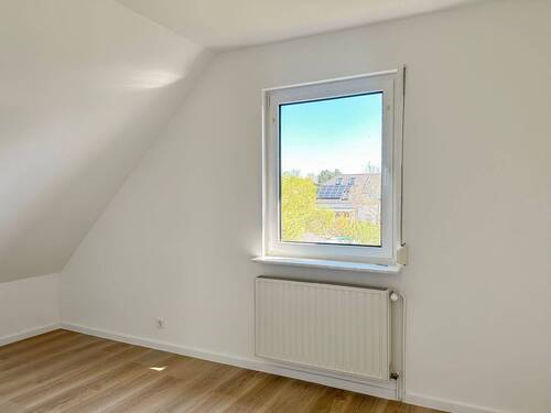 Zimmer mit Blick zum Garten - 