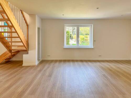 Viel Platz im Wohnzimmer - 4 Zimmer Einfamilienhaus in Leipzig