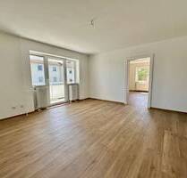 Einziehen und wohlfühlen: Helle und gepflegte Wohnung mit Balkon und neuer Ausstattung - Wiesbaden Biebrich