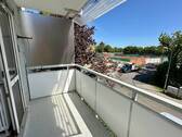 Balkon - 4 Zimmer Etagenwohnung in Wiesbaden