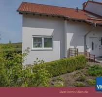 Charmante Doppelhaushälfte mit Doppelcarport in ruhiger Naturlage. Käuferprovisionsfrei ! - Weilrod Oberlauken