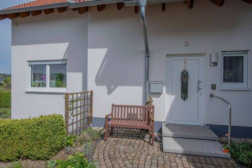 Außenansicht - Doppelhaushälfte mit 127,00 m&sup2; in Weilrod zum Kaufen