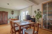 Ess-/Wohnzimmer - 