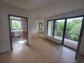 1000047556.jpg - Helle 2-Zimmer-Wohnung mit Balkon und Einbauküche in ruhiger Lage