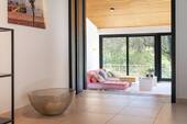 Blick vom Salon zum Wohnzimmer - Einfamilienhaus mit 360,00 m&sup2; in Hamburg zur Miete