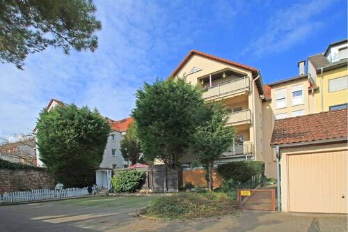 Fassade hinten 1 - 7-Parteienhaus mit 7 Garagen im beliebten Mannheimer Feudenheim