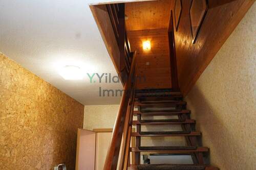 Treppe zum Dachgeschoss - 