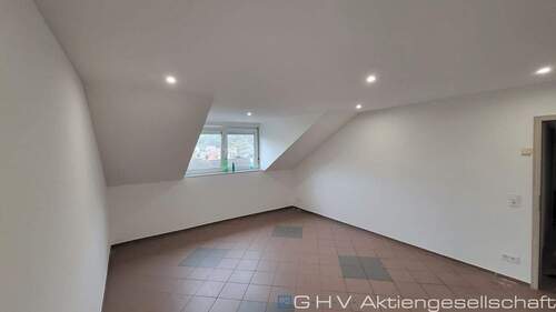 WhatsApp Image 2025-10-28 at 13.26.04 - 