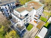 Großzügige Terrassen - 