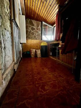 21. Eingangsbereich, Garderobe - 