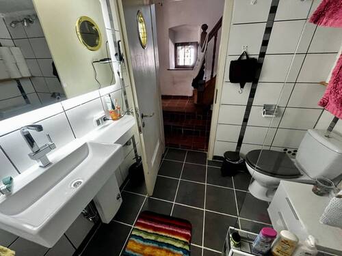 28. Badezimmer EG (linke Haushälfte) - 