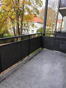 Balkon - 2 Zimmer Etagenwohnung zur Miete in Leipzig