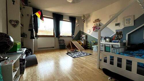 Kinderzimmer EG - 
