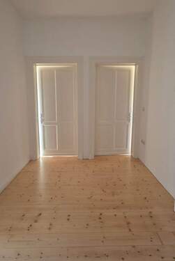 Diele - Etagenwohnung mit 95,00 m&sup2; in Wuppertal zur Miete