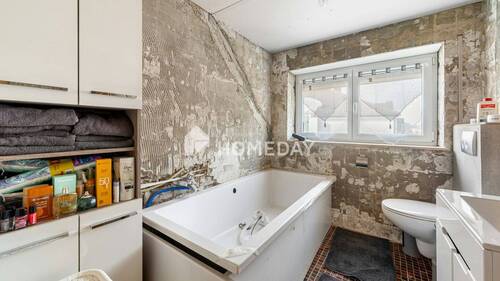 1. OG Badezimmer 1 - 