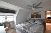 Schlafzimmer DG - 