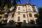 Hausansicht Straßenseite - 3 Zimmer Etagenwohnung in Berlin / Friedenau