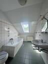 !! ALTES BAD/WIRD AKTUELL RENOVIERT - 