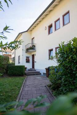 AUSSENANSICHT - 8 Zimmer Mehrfamilienhaus, Wohnhaus zum Kaufen in Tuttlingen