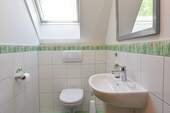 Gäste WC mit Fenster - 