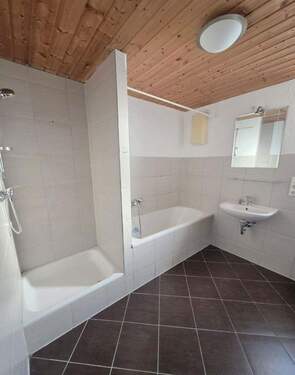 Bild 1 - Attraktive 2 Zimmer Mietwohnung in ruhiger Lage.